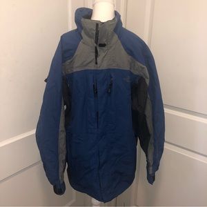 The North Face mens hy vent windbreaker raincoat size large